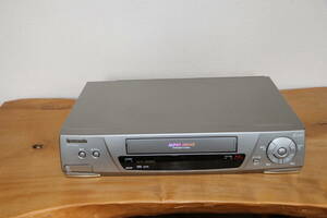 パナソニック　VHSビデオデッキ　NV-H220G　ジャンク品