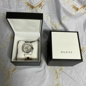 GUCCI グッチ メンズ 腕時計 Sync ラバーベルト 美品 動作 保証 h777 YA137102A