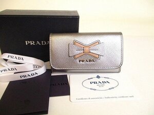 【未使用保管品】 プラダ PRADA サフィアーノ レザー リボンモチーフ 4連 キーケース キーリング