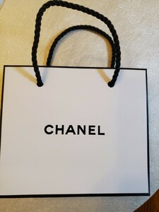 シャネル ショッパー CHANEL　12×14×4センチ程度