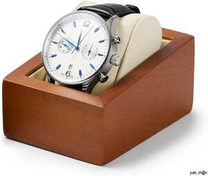 時計スタンド　保護する枕付き オフホワイト １本 無垢材の時計スタンド プレミアム天然木時計スタンド ディスプレイ収納を使用
