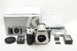 【適格請求書発行】新品級 PENTAX ペンタックス K-3 Mark III ボディ デジタル一眼レフカメラ シルバー 元箱付【アルプスカメラ】240529a