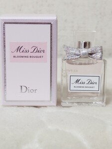 ★新品未使用 MissDior ミスディオール ブルーミング ブーケ オードゥトワレ ミニ香水5ml★