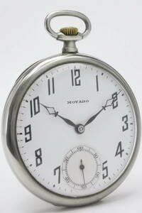 ☆☆☆1881年創業スイス老舗　モバード（Movado ）製　１５石　手巻紳士腕時計　名門逸品