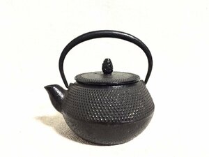 【レトロ】 南部鉄器 鉄瓶 急須 鋳物 鉄器 茶こし付き ミニサイズ インテリア 鉄製　コレクション