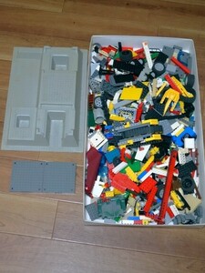 LEGO レゴ ブロック 大量 まとめ 100サイズ　基礎板 長方形 円形 車輪 テント レトロ ビンテージ