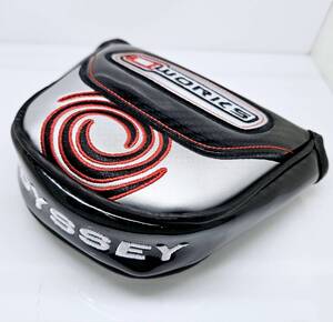 新品！ODYSSEY (オデッセイ) カスタム　ブラックカーボン　Oワークス　　マレットタイプ 　マグネット　パターカバー