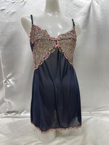 r1_9415n ★定形外 配送★ 美品 monicaモニカ ミニスリップ ストラップタイプ 花柄刺繍 光沢 グンゼ ブラック サイズ80-75