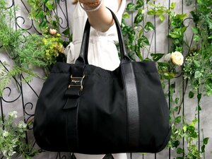 ●超美品●Salvatore Ferragamo フェラガモ●ヴァラリボン●ナイロン カーフ レザー 本革●トート バッグ●黒●G金具●A4 収納●Js47587