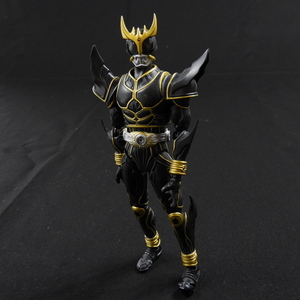 仮面ライダー クウガ アルティメットフォーム フィギュア