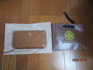 TORY BURCH　トリーバーチ　レディース長財布　MONOGRAM LETHER ZIP CONTINENTAL WALLET MOOSE色　新品未使用　