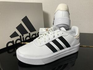 新品23.5cmアディダスadidasレディーススニーカーコートプラットフォームホワイトブラック白黒厚底スニーカー