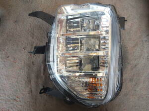 (eKクロス EV B5AW)　左 LED ヘッドライト　100-23773　　割れ無し　B34W B35W B37W B38W