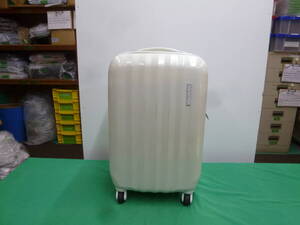 【8602】AMERICAN　TOURISTER　スーツケース　ホワイト　鍵欠品