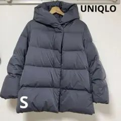 UNIQLO S  グレー パウダーフィルダウン