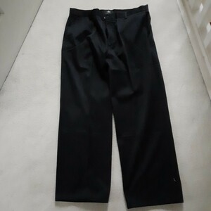 チノパン　DOCKERS クラシックフィット　W36 濃紺