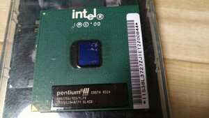 【識別カ】★ まとめ落札歓迎 ★ Intel インテル プロセッサー Pentium3 III 800 MHz 256 KB FSB133 MHz その1