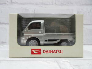 ミニカー　ダイハツ　ハイゼットトラック　HIJET TRUCK　シルバー　プルバックカー　非売品　カラーサンプル