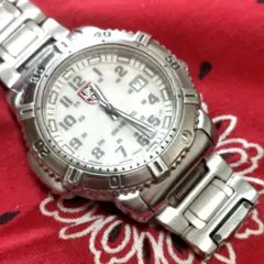 ジャンク　稼働品　ルミノックス腕時計 SERIES 7250