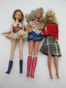 MATTEL マテル Barbie バービー人形 1966年　 アンティーク ドール 着せ替え人形　２体他おまけ１体（バンダイ1996年）合計３体セット