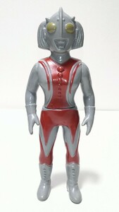 ウルトラの母（無版権）◇約152ミリ　ミドルサイズ　ソフビ◇1973年 ウルトラマンタロウ 放映当時物◇パチ　ウルトラウーマンマリー