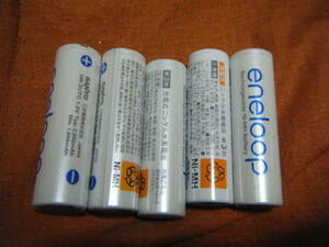 ●単3-Sanyo　 eneloop 単3充電式ニッケル水素電池 5本　ジャンク●