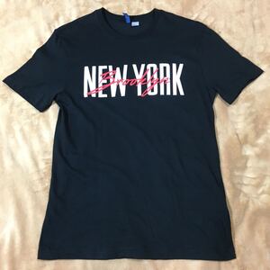 H&M NEWYORKロゴTシャツ ブラック系 サイズS 古着