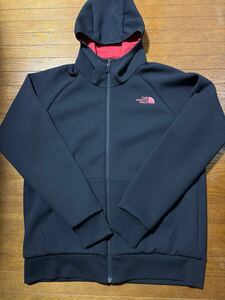 THE NORTH FACE ノースフェイス　リバーシブルテックエアーフーディ　NT61883 Mサイズ　ブラック　レッド　美品