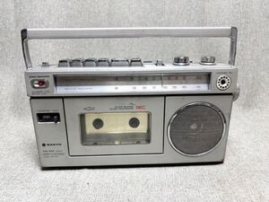 (A-2) SANYO サンヨー　MR-1750 ミニラジカセ　 昭和レトロ ラジカセ