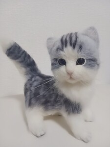 ++nannan++羊毛フェルト　猫　サバトラ　子猫　手乗りサイズ　ハンドメイド　インテリア　置物　