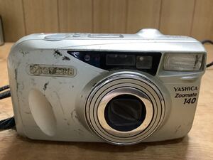 YASHICA Zoomat 140