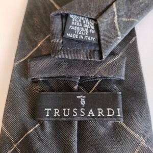 トラサルディ (TRUSSARDI)ネクタイ2