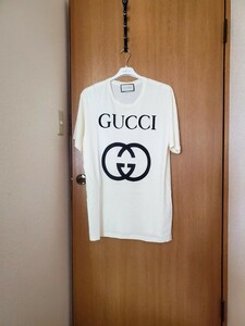 グッチ【美品】ロゴプリント レディース Tシャツ サイズS オフホワイト オーバーサイズ