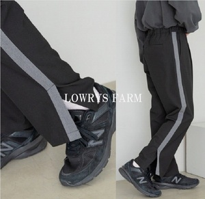 LOWRYS FARM ローリーズファーム 23AW TRラインスリットパンツ 滑らかで上質素材 ストレッチ性 裾スリット抜け感プラス ウエストゴム仕様 M