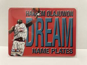 NBAカード　アキーム・オラジュワン　HAKEEM OLAJUWON NAME PLATES 「DREAM 」NBA HOOPS SKYBOX ‘99-00【5 of 10 NP】