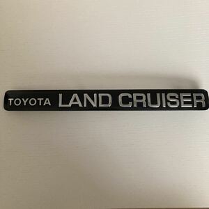 TOYOTA LAND CRUISER エンブレム