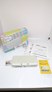 【送料無料】 美品 NEW NINTENDO 3DS ホワイト 本体 ニュー ニンテンドー 任天堂 KTR-001 動作確認済 スマブラ セット 中古 現状品 