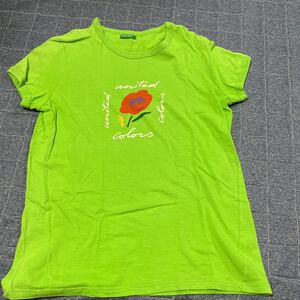 ベネトン　明るいグリーン半袖Tシャツ サイズ140くらい