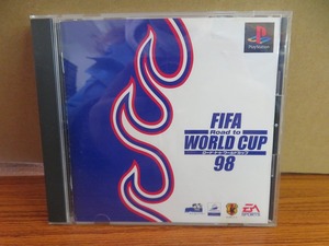 KMG3421★PS FIFA ロード・トゥ・ワールドカップ98 FIFA ROAD TO WORLD CUP98 ケース説明書帯付 起動確認済み 盤面良好・クリーニング済み