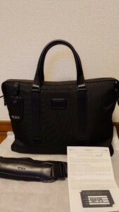 〈送料無料〉[国内正規品] TUMI ビジネスバッグ スリムブリーフ Jarvis　人気のブラック