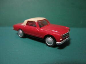 メルセデスベンツ230SL ● 1/100 鉄道模型 ジオラマ ストラクチャー　ベンツ230SL