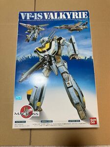 バンダイ プラモデル 1/72 VF-1S可変バルキリー 超時空要塞マクロス 1990年 未組立