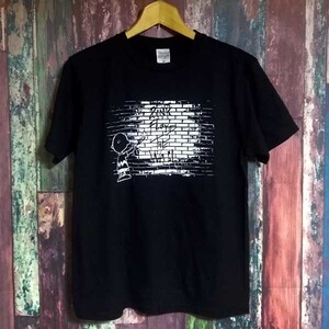 送込　ピンクフロイド　ピーナッツ　THE WALL　半袖Tシャツ 黒 2XLサイズ