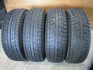 バリ山！.スタットレス 215/70R16 ヨコハマGEOLANDAR　4本 Z-37