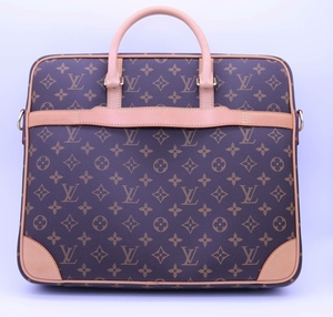 未使用美品　ルイヴィトン LOUIS VUITTON クパチーノ ビジネス バッグ ブリーフケース ショルダー モノグラム メンズ 