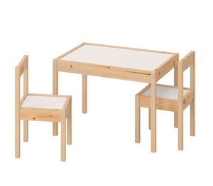 ☆ IKEA イケア ☆ LATT レット 子ども用テーブル チェア2脚付, ホワイト/パイン材 ＜テーブル長さ:63cm 幅:48cm 高さ:45cm＞u ☆2ｈ