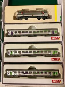 ★フランス国鉄【新品未走行】TRIX12186.SNCF BB15000電気機関車アナログ＋PIKO94318.SNCF客車＋PIKO94319.SNCF客車＋PIKO94320.SNCF客車