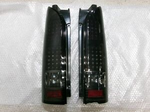 ★激安!★200系 ハイエース 社外 DKI LED テールライト テールランプ レンズ スモーク 左右セット 851101B / R3-731