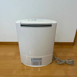 Panasonic パナソニック 除湿乾燥機 デシカント方式 F-YZG100 木造11畳　鉄筋23畳　取扱説明書あり