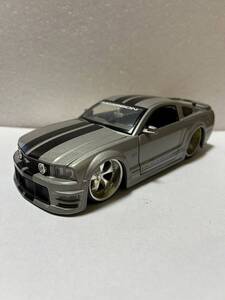 レア希少！Jada Toy／ジェイダ！2005 MUSTANG GT！1/24スケール！ダイキャストミニカー！各ギミック！当時物！